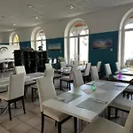 Zeitlos Garni Bed & Breakfast 3*