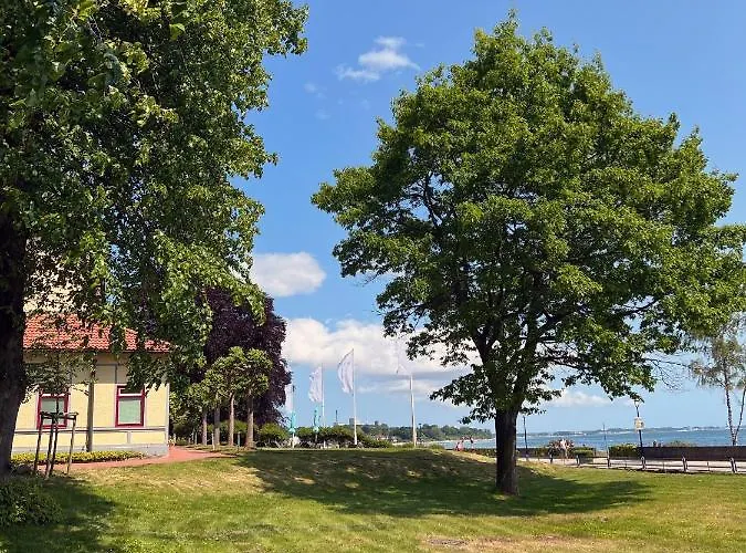 Zeitlos Garni Frühstückspension Scharbeutz