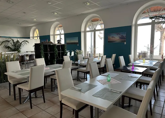 Zeitlos Garni Frühstückspension 3*